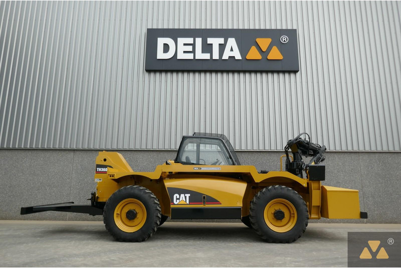 Caterpillar TH360B Welding Tractor - Строителна техника: снимка 2 Caterpillar TH360B Welding Tractor - Строителна техника: снимка 2