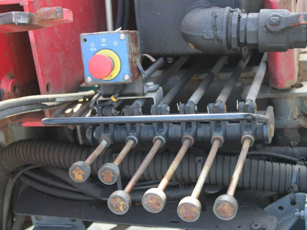 Лизинг на  DAF CF 240, HYDRAULIC ARM HMF 953 K2, PNEU 80% DAF CF 240, HYDRAULIC ARM HMF 953 K2, PNEU 80%: снимка 9