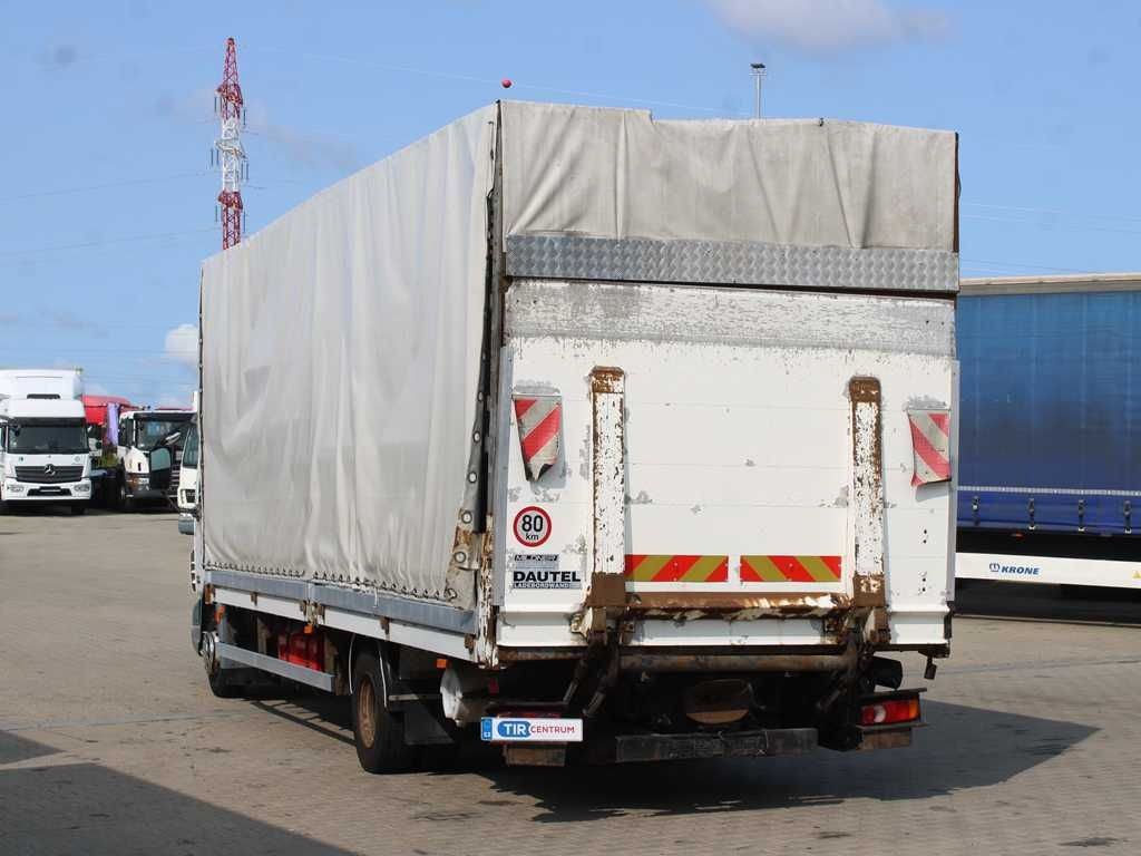 DAF FA LF 45.220, EURO 3, SIDEWALLS, TAIL LIFT - Камион с брезент: снимка 4 DAF FA LF 45.220, EURO 3, SIDEWALLS, TAIL LIFT - Камион с брезент: снимка 4