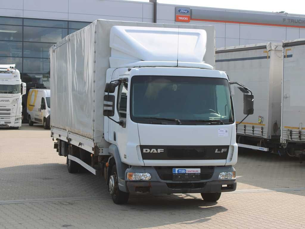 DAF FA LF 45.220, EURO 3, SIDEWALLS, TAIL LIFT - Камион с брезент: снимка 2 DAF FA LF 45.220, EURO 3, SIDEWALLS, TAIL LIFT - Камион с брезент: снимка 2
