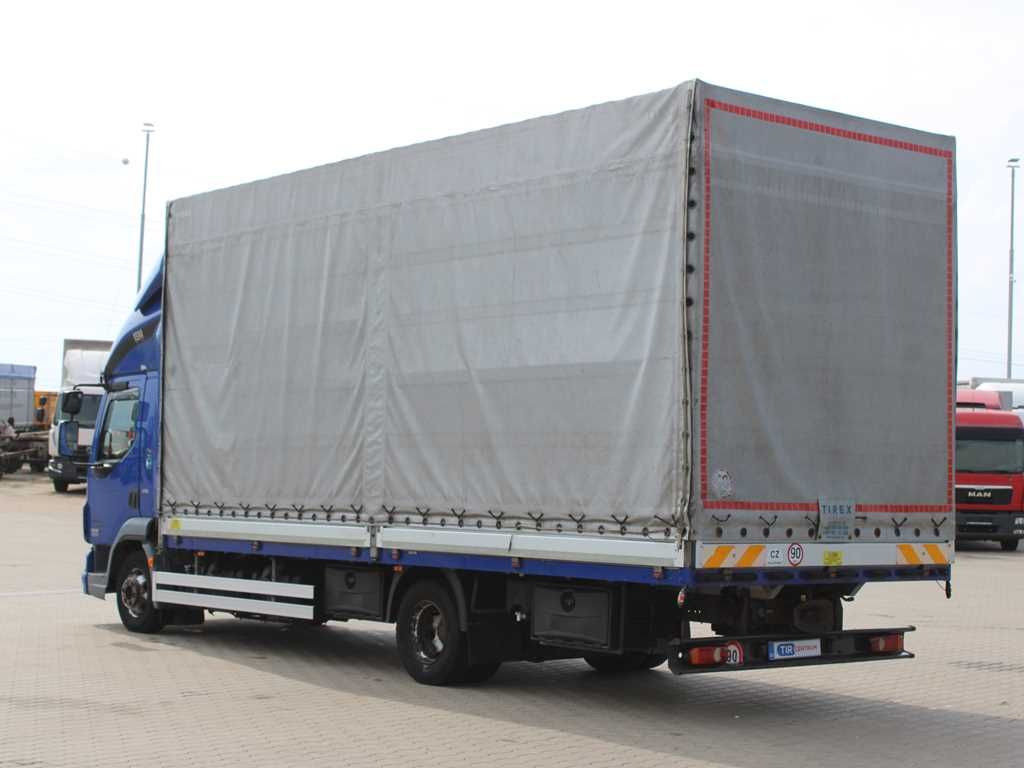 DAF LF 45.220, EURO 5 EEV, SLEEPING CABIN,SIDE-WALLS - Камион с брезент: снимка 4 DAF LF 45.220, EURO 5 EEV, SLEEPING CABIN,SIDE-WALLS - Камион с брезент: снимка 4