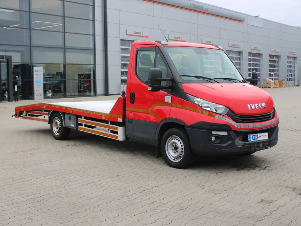 Iveco 35S18, EURO 6, WINCH, DRIVES, TIRES 80% - Камион пътна помощ: снимка 3 Iveco 35S18, EURO 6, WINCH, DRIVES, TIRES 80% - Камион пътна помощ: снимка 3