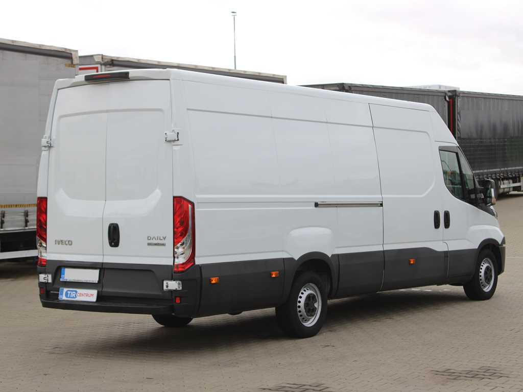 Iveco Daily 35S16 - Товарен бус: снимка 4 Iveco Daily 35S16 - Товарен бус: снимка 4