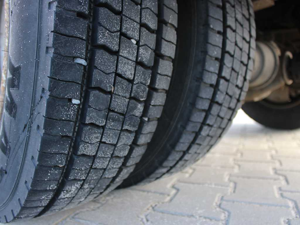 Бордови камион, Камион с кран Iveco EUROCARGO 100E17, EURO 3, HYDRAULIC ARM HIAB 035-2: снимка 20