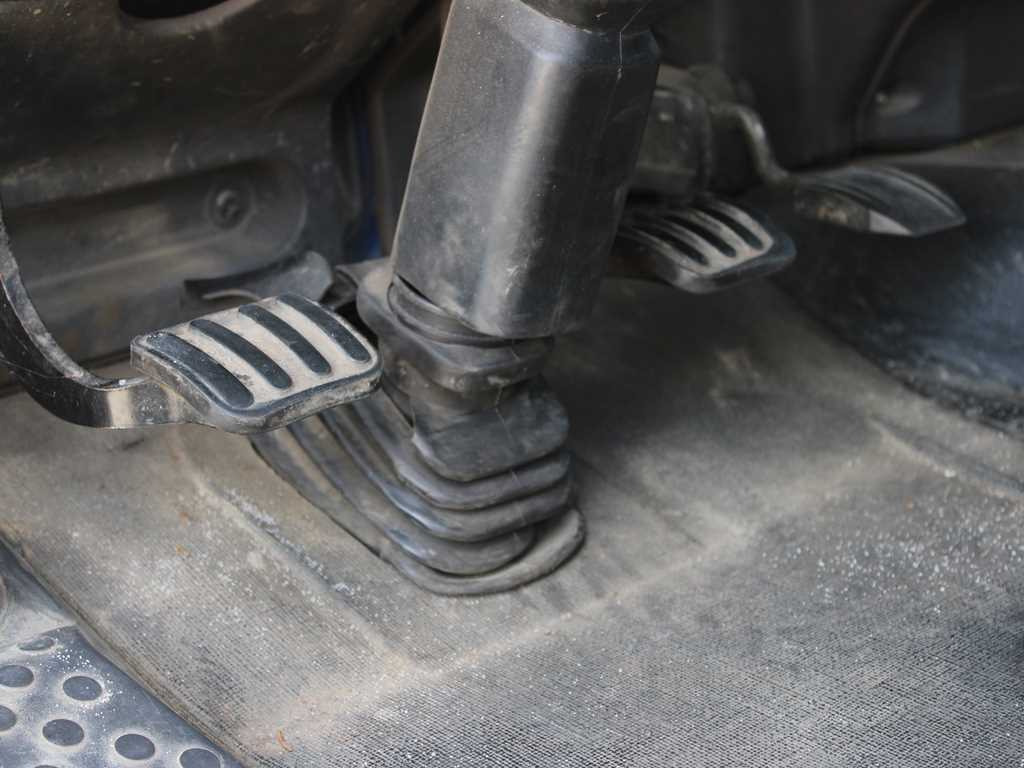 Бордови камион, Камион с кран Iveco EUROCARGO 100E17, EURO 3, HYDRAULIC ARM HIAB 035-2: снимка 10