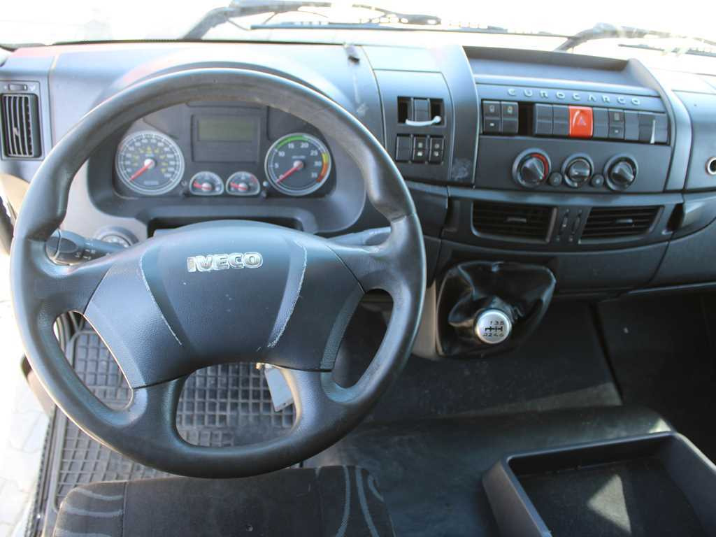 Рефрижератор камион Iveco EUROCARGO 120E25, EURO 5, THERMO-KING T-600R: снимка 9