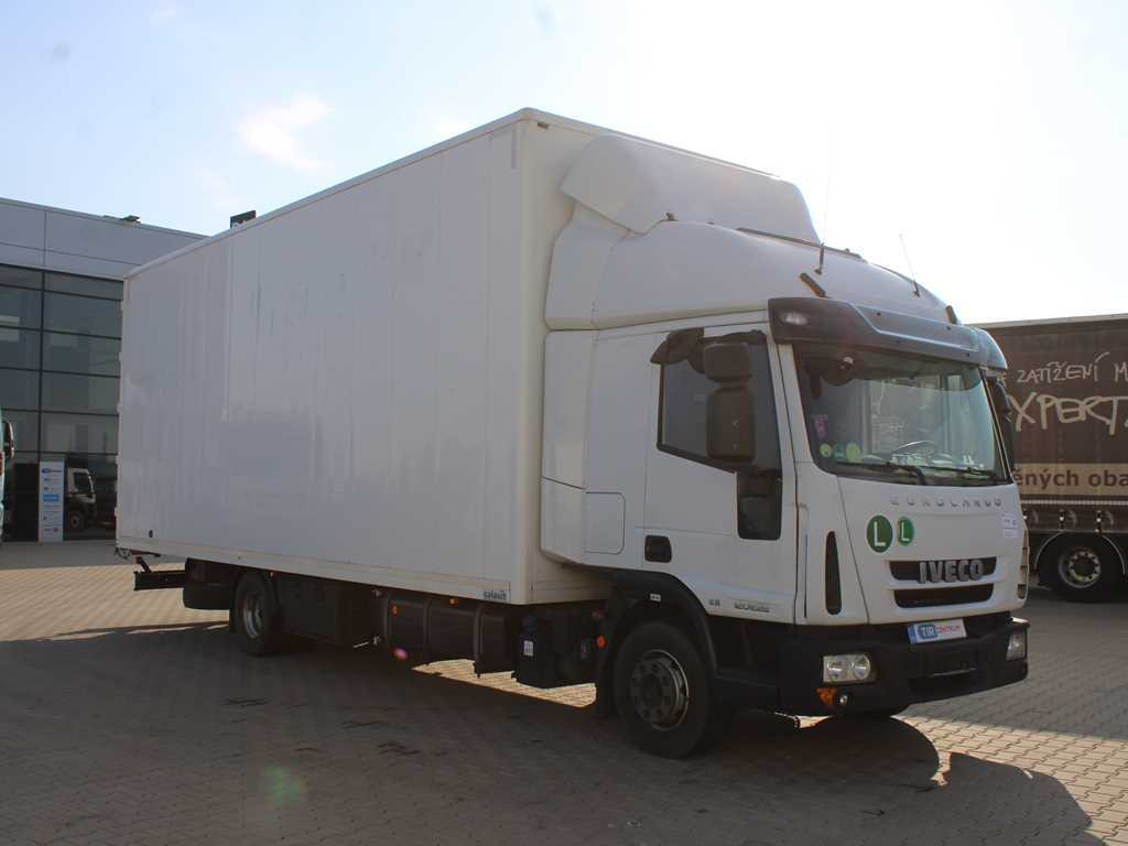Iveco EUROCARGO 120EL22, EURO 6, PNEU 80% - Камион фургон: снимка 3 Iveco EUROCARGO 120EL22, EURO 6, PNEU 80% - Камион фургон: снимка 3