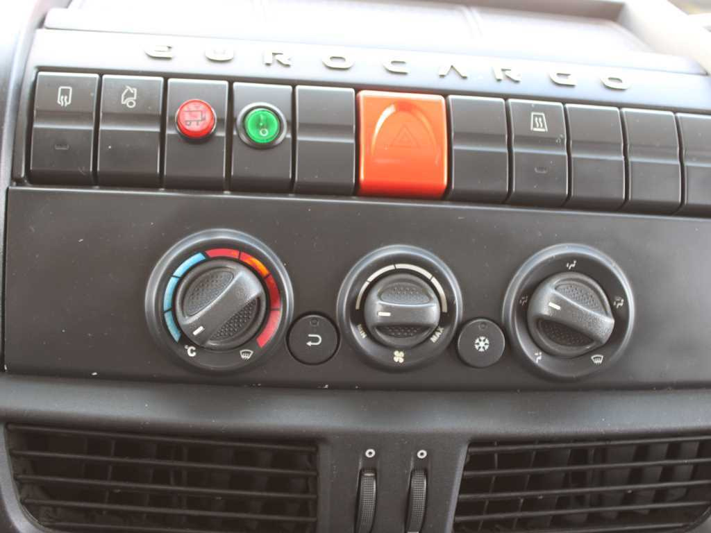 Лизинг на  Iveco EUROCARGO 150E28, THERMO-KING TS-500, HYDRAULIC FRONT Iveco EUROCARGO 150E28, THERMO-KING TS-500, HYDRAULIC FRONT: снимка 11