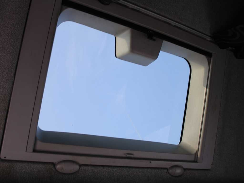Iveco EUROCARGO 75E18, SIDE-WALLS, EURO 5 - Камион с брезент: снимка 5 Iveco EUROCARGO 75E18, SIDE-WALLS, EURO 5 - Камион с брезент: снимка 5