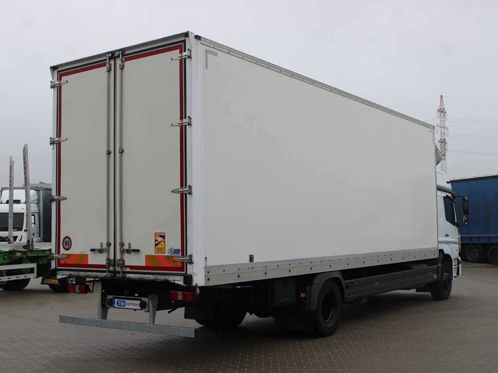 Mercedes-Benz ATEGO 1527, EURO 6, CAMERA, TIRES 80% - Камион фургон: снимка 4 Mercedes-Benz ATEGO 1527, EURO 6, CAMERA, TIRES 80% - Камион фургон: снимка 4