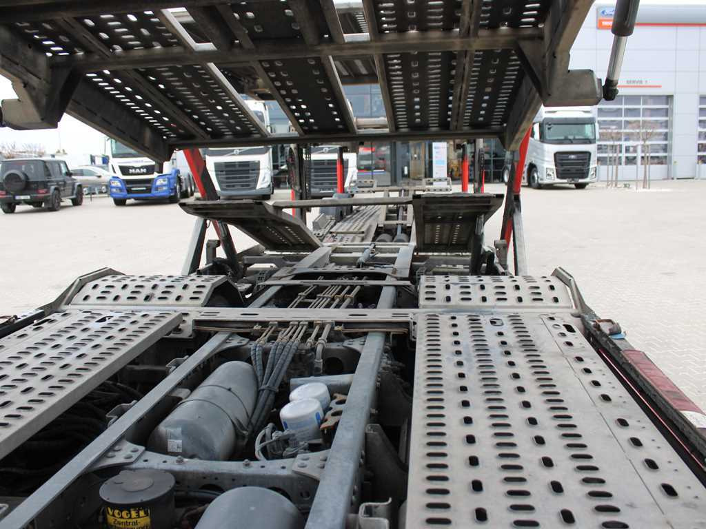 Автовоз камион Mercedes-Benz Actros 1844, EURO 5EEV, RETARDER + KÄSSBOHRER METAGO (2006): снимка 12