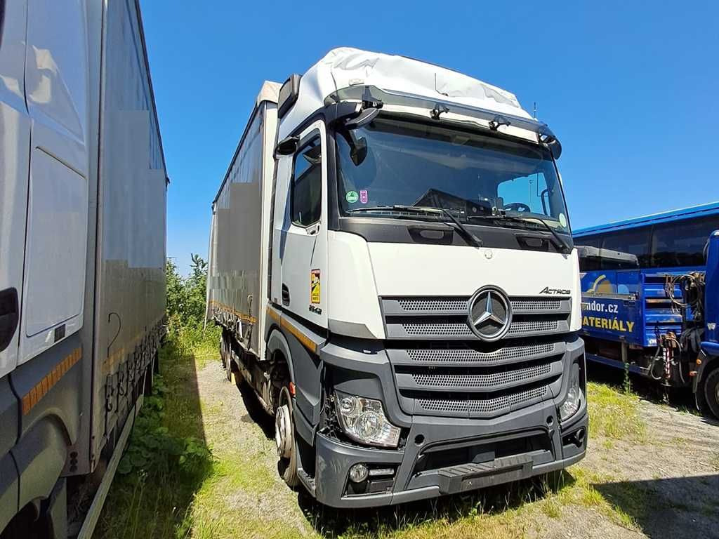 Mercedes-Benz Actros 2542, 6X2 - Камион с брезент: снимка 2 Mercedes-Benz Actros 2542, 6X2 - Камион с брезент: снимка 2