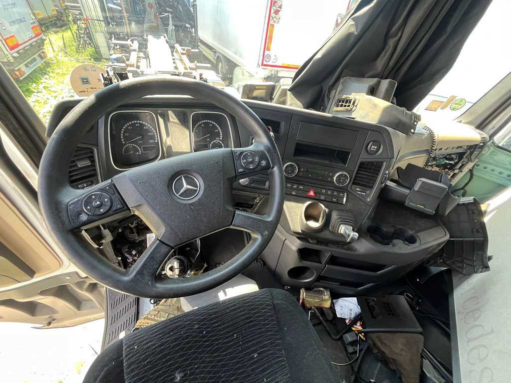 Mercedes-Benz Actros 2542, 6X2 + PANAV TVK18M - Камион с брезент: снимка 3 Mercedes-Benz Actros 2542, 6X2 + PANAV TVK18M - Камион с брезент: снимка 3