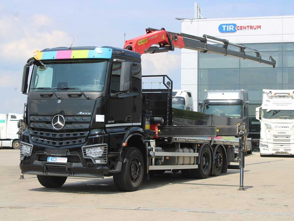 Mercedes-Benz Arocs 2542, 6X2, EURO 6, SIDE PANEL, NAVIGATION, CAMERA, PALFINGER PK 24.001 SLD5 - Бордови камион, Камион с кран: снимка 1 Mercedes-Benz Arocs 2542, 6X2, EURO 6, SIDE PANEL, NAVIGATION, CAMERA, PALFINGER PK 24.001 SLD5 - Бордови камион, Камион с кран: снимка 1