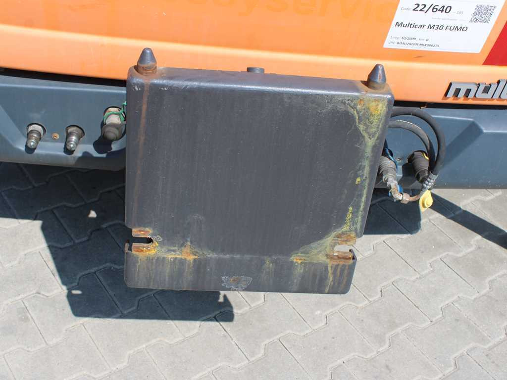 Multicar M30 FUMO, 4x4 - Самосвал камион, Комунална/ Специална техника: снимка 5 Multicar M30 FUMO, 4x4 - Самосвал камион, Комунална/ Специална техника: снимка 5