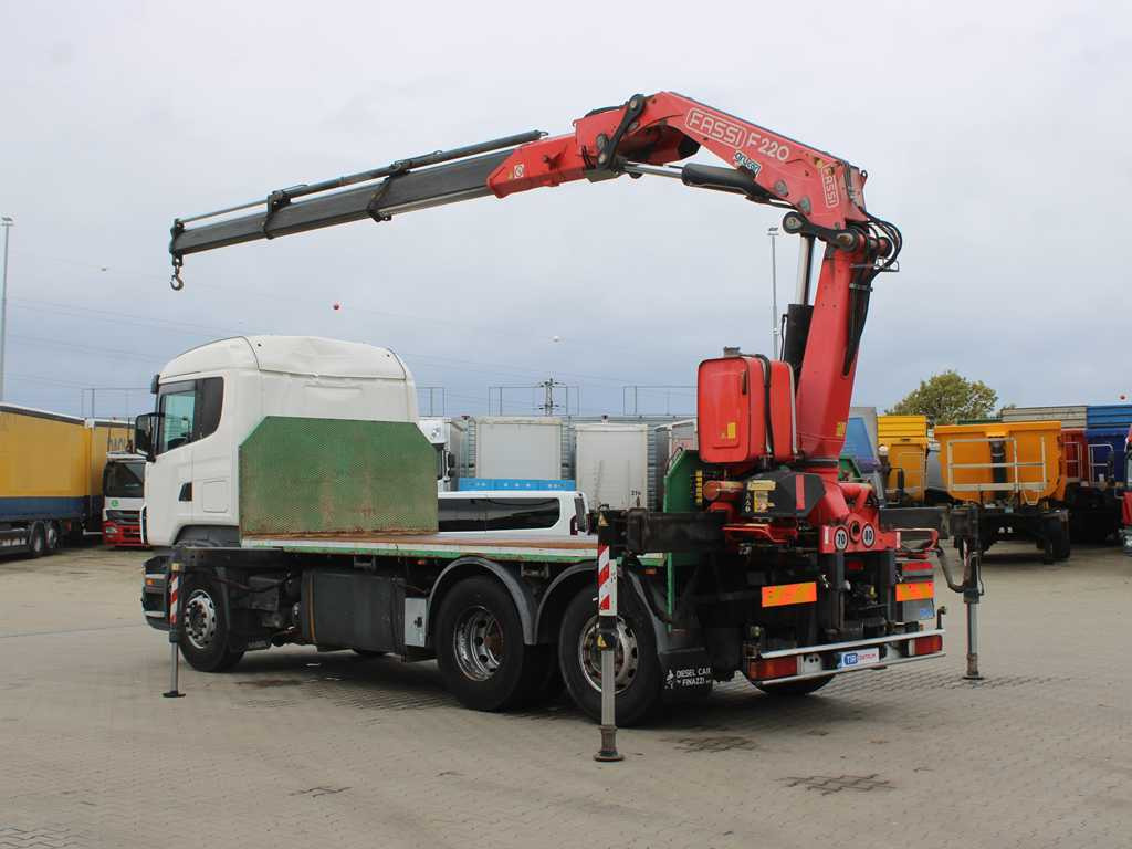 Scania R 500, 6X2, EURO 4, OPTICRUISE, HYDRAULIC ARM FASSI F220A.23 - Бордови камион, Камион с кран: снимка 5 Scania R 500, 6X2, EURO 4, OPTICRUISE, HYDRAULIC ARM FASSI F220A.23 - Бордови камион, Камион с кран: снимка 5