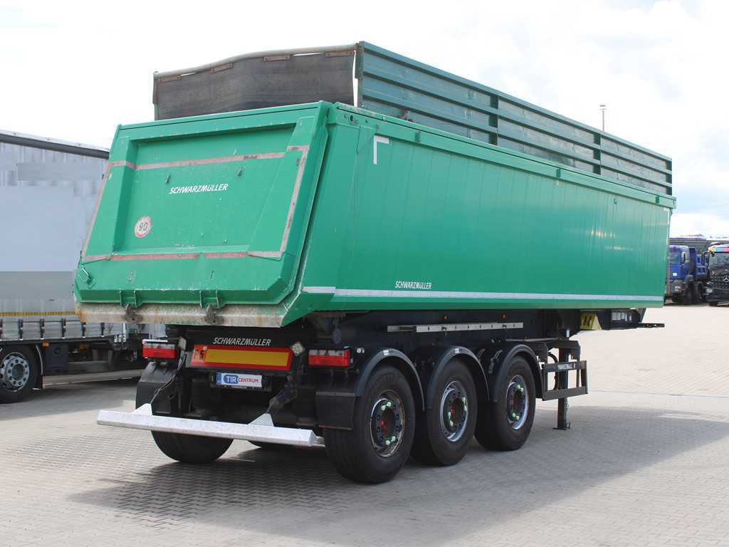 Schwarzmüller KIS 3/E, 2X LIFT AXLE, SAF, 46m³ - Самосвал полуремарке: снимка 4 Schwarzmüller KIS 3/E, 2X LIFT AXLE, SAF, 46m³ - Самосвал полуремарке: снимка 4