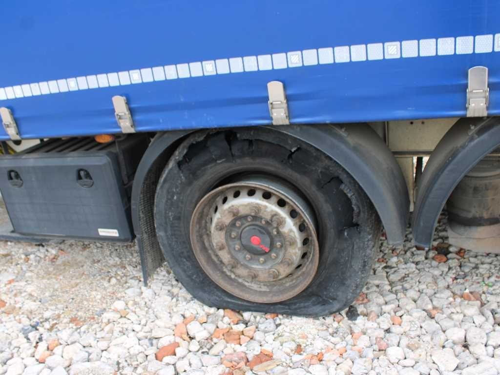Брезентово полуремарке Schwarzmüller SPA 3/E, MULTILOCK, LIFTING AXLE, SAF, MULDA: снимка 9