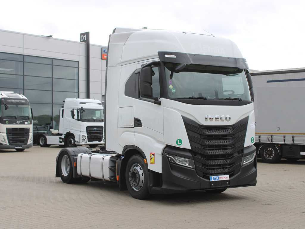 Iveco S-WAY 480, EURO 6, RETARDER, NAVIGATION, INDEPENDENT AIR CONDITIONING - Влекач: снимка 3 Iveco S-WAY 480, EURO 6, RETARDER, NAVIGATION, INDEPENDENT AIR CONDITIONING - Влекач: снимка 3