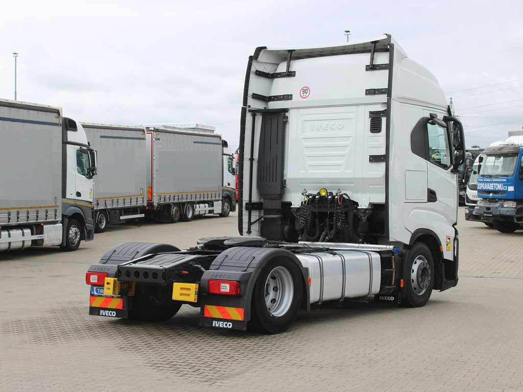 Iveco S-WAY 480, EURO 6, RETARDER, NAVIGATION, INDEPENDENT AIR CONDITIONING - Влекач: снимка 4 Iveco S-WAY 480, EURO 6, RETARDER, NAVIGATION, INDEPENDENT AIR CONDITIONING - Влекач: снимка 4