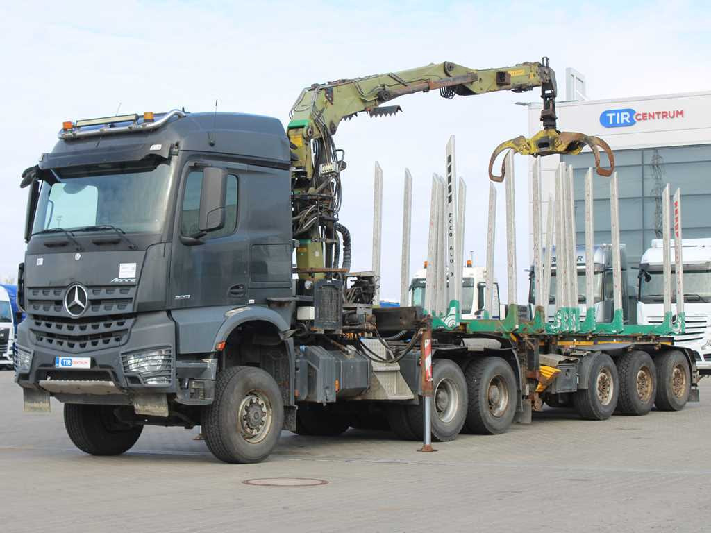 Mercedes-Benz Arocs 3351, 6x6, HYDRAULIC ARM LOGLIFT ET450, TYRES 80% - Влекач, Полуремарке за дърва: снимка 1 Mercedes-Benz Arocs 3351, 6x6, HYDRAULIC ARM LOGLIFT ET450, TYRES 80% - Влекач, Полуремарке за дърва: снимка 1