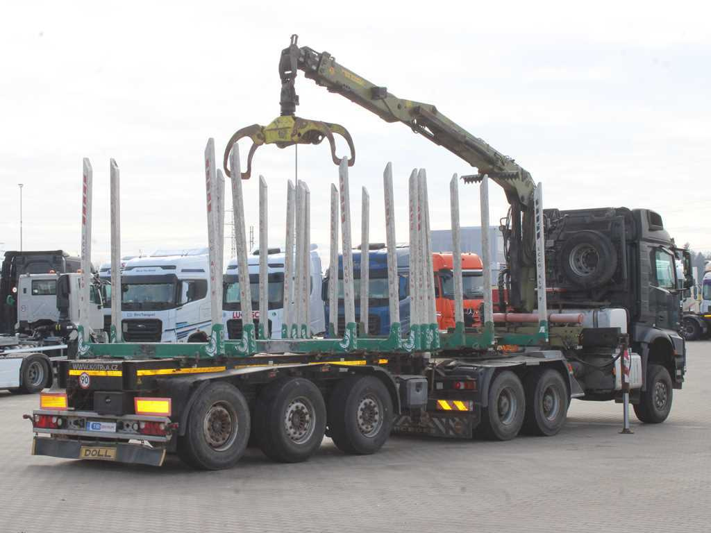 Mercedes-Benz Arocs 3351, 6x6, HYDRAULIC ARM LOGLIFT ET450, TYRES 80% - Влекач, Полуремарке за дърва: снимка 4 Mercedes-Benz Arocs 3351, 6x6, HYDRAULIC ARM LOGLIFT ET450, TYRES 80% - Влекач, Полуремарке за дърва: снимка 4