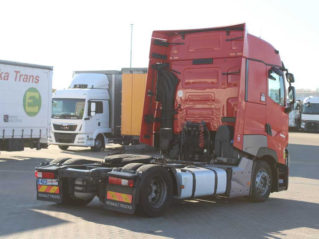Renault T 520, EURO 6, LOWDECK, TIRES 80% - Влекач: снимка 4 Renault T 520, EURO 6, LOWDECK, TIRES 80% - Влекач: снимка 4