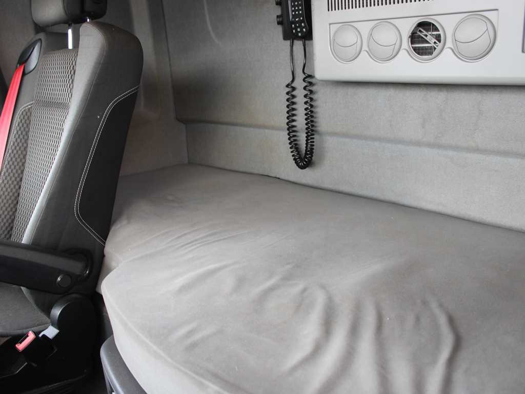 Лизинг на  Renault T 520, LOWDECK, INDEPENDENT AIR CONDITIONING, EURO 6 Renault T 520, LOWDECK, INDEPENDENT AIR CONDITIONING, EURO 6: снимка 11