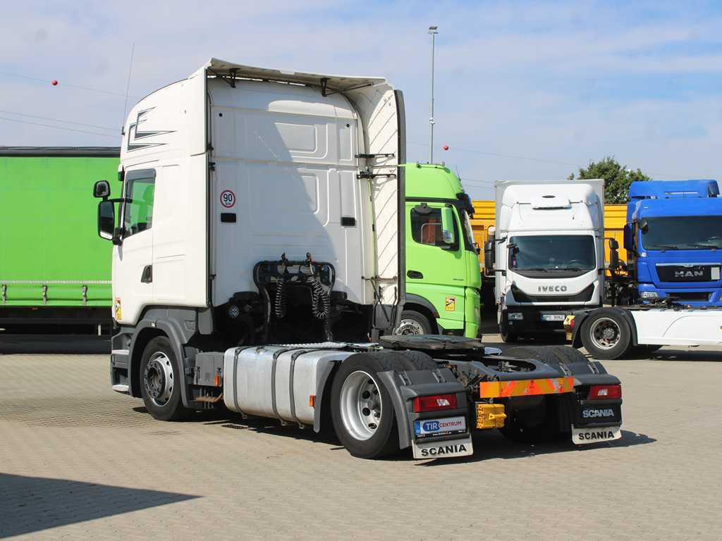 Scania R440, EURO 5 EEV, LOWDECK, RETARDER, INDEPENDENT AIR CONDITIONING - Влекач: снимка 5 Scania R440, EURO 5 EEV, LOWDECK, RETARDER, INDEPENDENT AIR CONDITIONING - Влекач: снимка 5