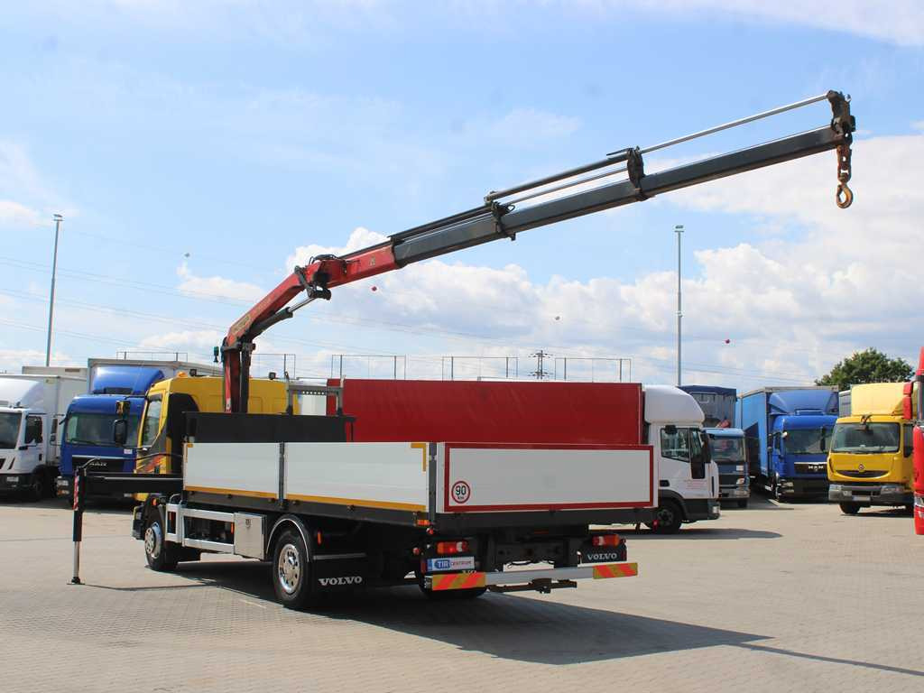 Volvo FL 250, EURO 6, SIDES, CAMERA, HYDRAULIC ARM PALFINGER PK 9002 EH - Бордови камион, Камион с кран: снимка 5 Volvo FL 250, EURO 6, SIDES, CAMERA, HYDRAULIC ARM PALFINGER PK 9002 EH - Бордови камион, Камион с кран: снимка 5