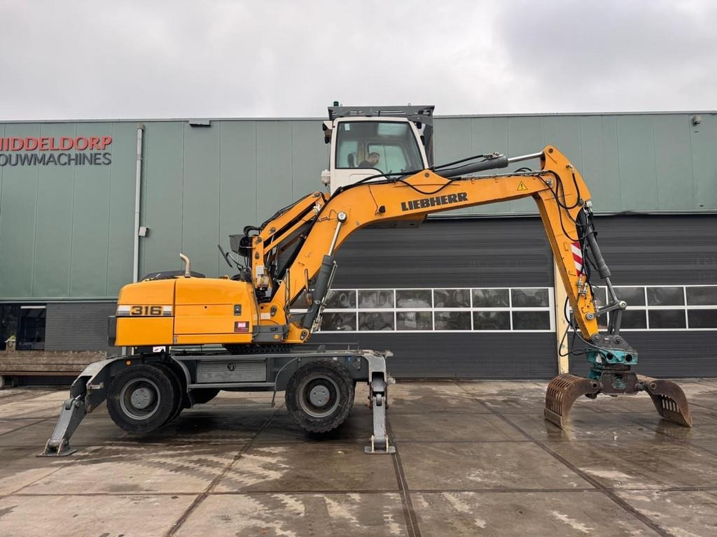 Liebherr A 316 - Багер за манипулиране на материали: снимка 3 Liebherr A 316 - Багер за манипулиране на материали: снимка 3