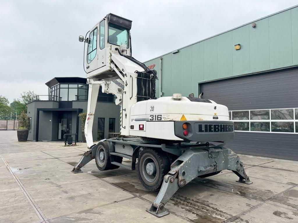 Liebherr A 316 - Багер за манипулиране на материали: снимка 3 Liebherr A 316 - Багер за манипулиране на материали: снимка 3