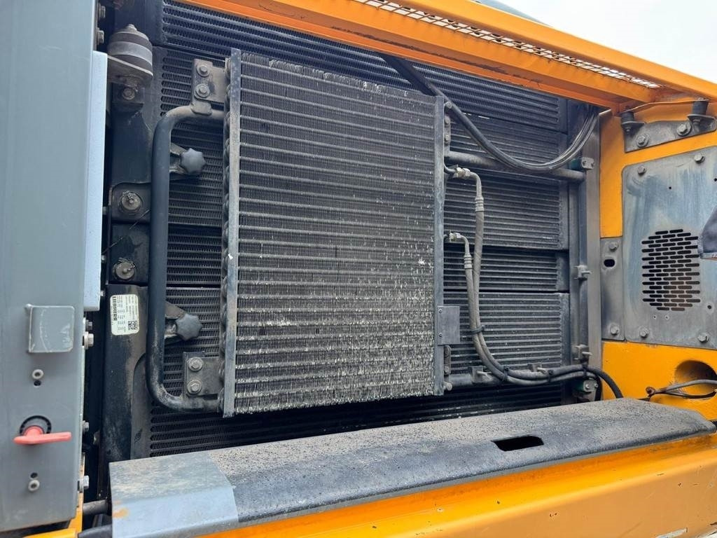 Багер за манипулиране на материали Liebherr A 924 C: снимка 16