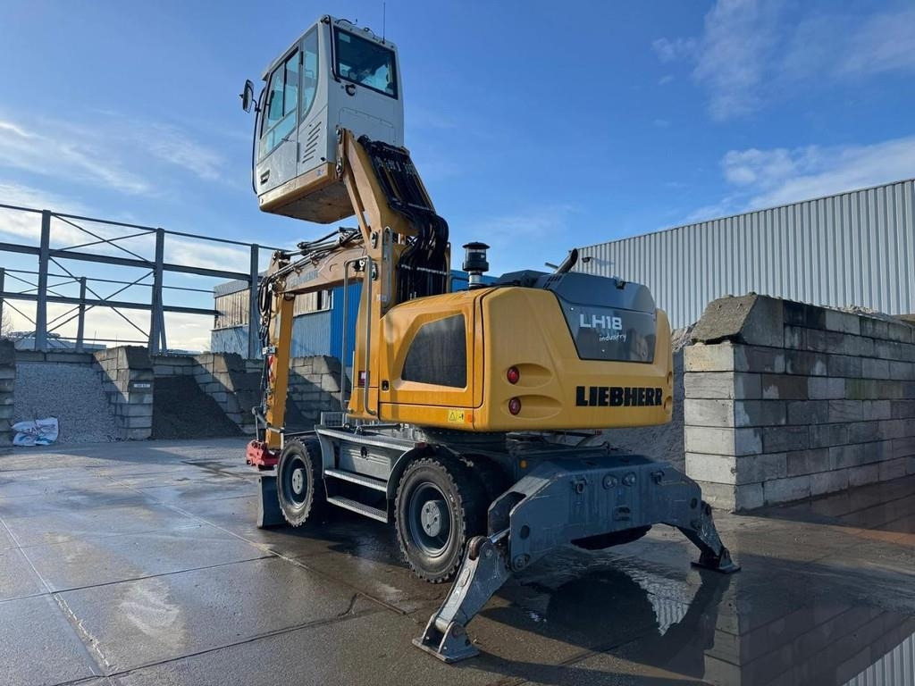 Liebherr LH 18 M - Багер за манипулиране на материали: снимка 3 Liebherr LH 18 M - Багер за манипулиране на материали: снимка 3