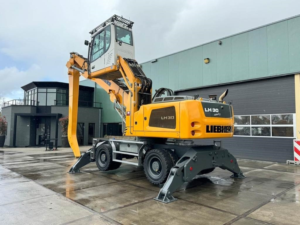 Liebherr LH 30 M - Багер за манипулиране на материали: снимка 3 Liebherr LH 30 M - Багер за манипулиране на материали: снимка 3