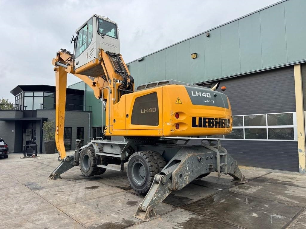 Liebherr LH 40 M - Багер за манипулиране на материали: снимка 3 Liebherr LH 40 M - Багер за манипулиране на материали: снимка 3