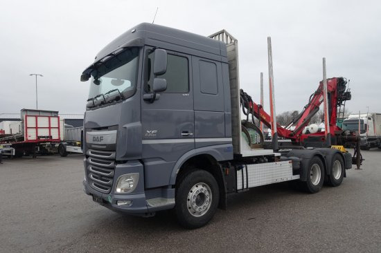 DAF FAT XF 510 mit Penz Ladekran 15Z8.70 inkl. Holzgreifer 6x4 - Камион за дърва: снимка 1 DAF FAT XF 510 mit Penz Ladekran 15Z8.70 inkl. Holzgreifer 6x4 - Камион за дърва: снимка 1