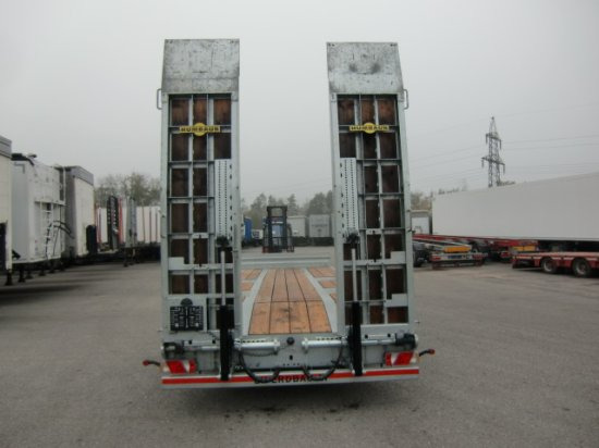 HUMBAUR HBTZ 217224 BS schräg Tandem-Tieflader Verzinkt, SAF-Achsen, - Нискорамна площадка ремарке: снимка 5 HUMBAUR HBTZ 217224 BS schräg Tandem-Tieflader Verzinkt, SAF-Achsen, - Нискорамна площадка ремарке: снимка 5