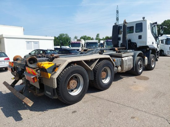 Iveco 8x4 Meiller Abroller, Automatik, E6, Retarder, - Мултилифт с кука камион, Камион с кран: снимка 4 Iveco 8x4 Meiller Abroller, Automatik, E6, Retarder, - Мултилифт с кука камион, Камион с кран: снимка 4