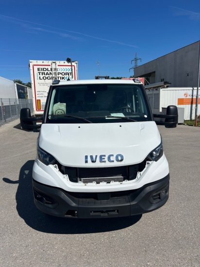 Iveco Daily 40 - 180 Fahrgestell, E6 Ohne Motor/Ohne Getriebe - Шаси кабина: снимка 2 Iveco Daily 40 - 180 Fahrgestell, E6 Ohne Motor/Ohne Getriebe - Шаси кабина: снимка 2