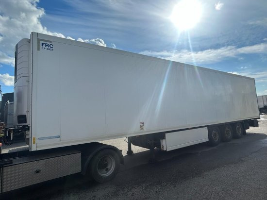 Krone SD Cool Liner, Carrier Vector 1350 - Изотермичен полуремарке: снимка 3 Krone SD Cool Liner, Carrier Vector 1350 - Изотермичен полуремарке: снимка 3