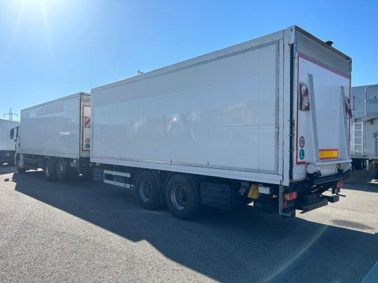 MAN TGS 26.360 6x2 LL, Tiefkühlkoffer Intarder, Liftachse ohne Anhänger - Рефрижератор камион: снимка 4 MAN TGS 26.360 6x2 LL, Tiefkühlkoffer Intarder, Liftachse ohne Anhänger - Рефрижератор камион: снимка 4