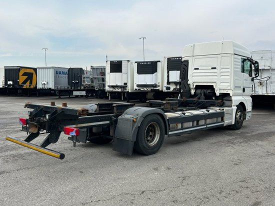 MAN TGX 18.460 XLX, 4x2, Euro 6, Standklima - Контейнеровоз/ Сменна каросерия камион: снимка 4 MAN TGX 18.460 XLX, 4x2, Euro 6, Standklima - Контейнеровоз/ Сменна каросерия камион: снимка 4