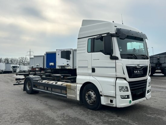 MAN TGX 18.460 XLX, 4x2, Euro 6, Standklima - Контейнеровоз/ Сменна каросерия камион: снимка 3 MAN TGX 18.460 XLX, 4x2, Euro 6, Standklima - Контейнеровоз/ Сменна каросерия камион: снимка 3