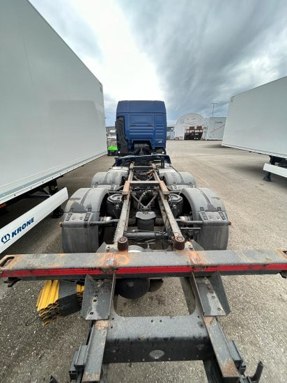 MAN TGX 26.440 XLX 6x2 Liftachse, Euro 6, Retarder, Motorschaden - Контейнеровоз/ Сменна каросерия камион: снимка 4 MAN TGX 26.440 XLX 6x2 Liftachse, Euro 6, Retarder, Motorschaden - Контейнеровоз/ Сменна каросерия камион: снимка 4