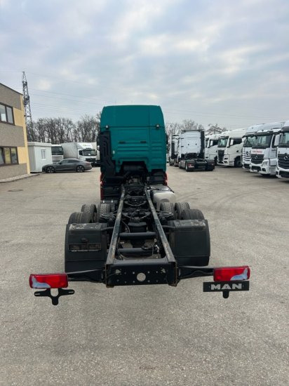 MAN TGX 26.500 XXL, 6x2, Jumbo, Liftachse, Intarder, Euro6, Full-Air - Шаси кабина: снимка 5 MAN TGX 26.500 XXL, 6x2, Jumbo, Liftachse, Intarder, Euro6, Full-Air - Шаси кабина: снимка 5