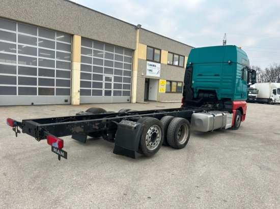 MAN TGX 26.500 XXL, 6x2, Jumbo, Liftachse, Intarder, Euro6, Full-Air - Шаси кабина: снимка 4 MAN TGX 26.500 XXL, 6x2, Jumbo, Liftachse, Intarder, Euro6, Full-Air - Шаси кабина: снимка 4