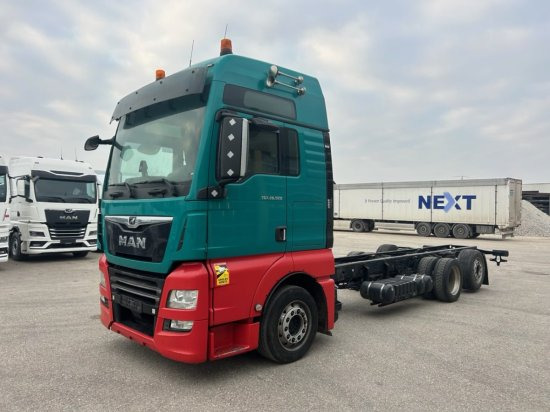 MAN TGX 26.500 XXL, 6x2, Jumbo, Liftachse, Intarder, Euro6, Full-Air - Шаси кабина: снимка 1 MAN TGX 26.500 XXL, 6x2, Jumbo, Liftachse, Intarder, Euro6, Full-Air - Шаси кабина: снимка 1