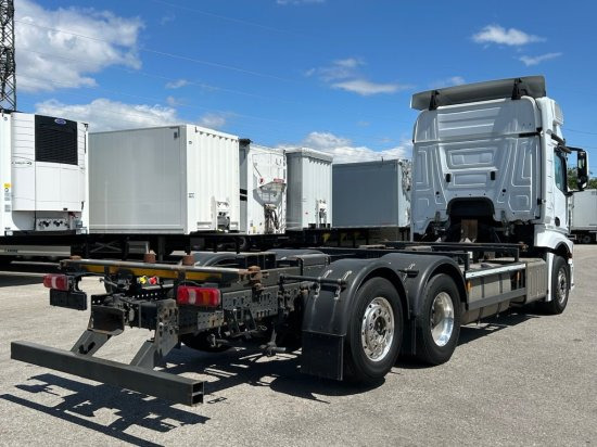 Mercedes-Benz Actros 2545 6x2 BDF E6, Retarder, Alufelgen - Контейнеровоз/ Сменна каросерия камион: снимка 5 Mercedes-Benz Actros 2545 6x2 BDF E6, Retarder, Alufelgen - Контейнеровоз/ Сменна каросерия камион: снимка 5