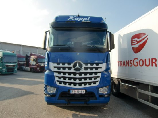 Mercedes-Benz Arocs 3353 6x4 Holztransp., Palfinger Kran Epsilon - Камион за дърва, Камион с кран: снимка 2 Mercedes-Benz Arocs 3353 6x4 Holztransp., Palfinger Kran Epsilon - Камион за дърва, Камион с кран: снимка 2